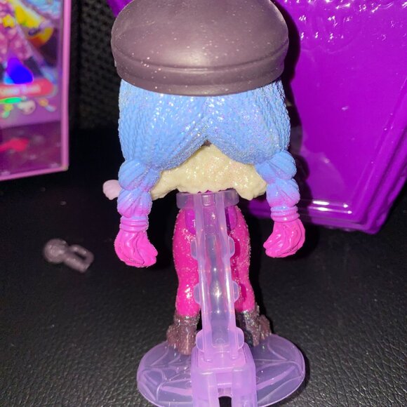 Zombaes Forever - Picture 14 of 14